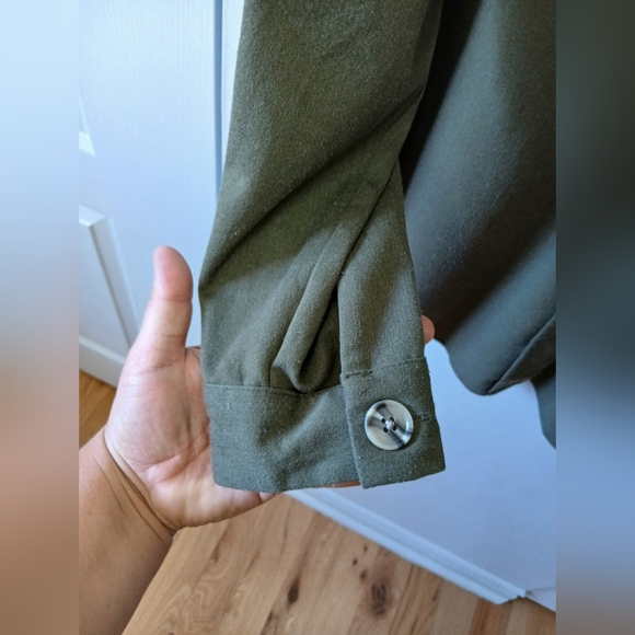 RW&CO Men Button Down Shirt Long Sleeves Kaki Green Size L - Picture 5 of 11